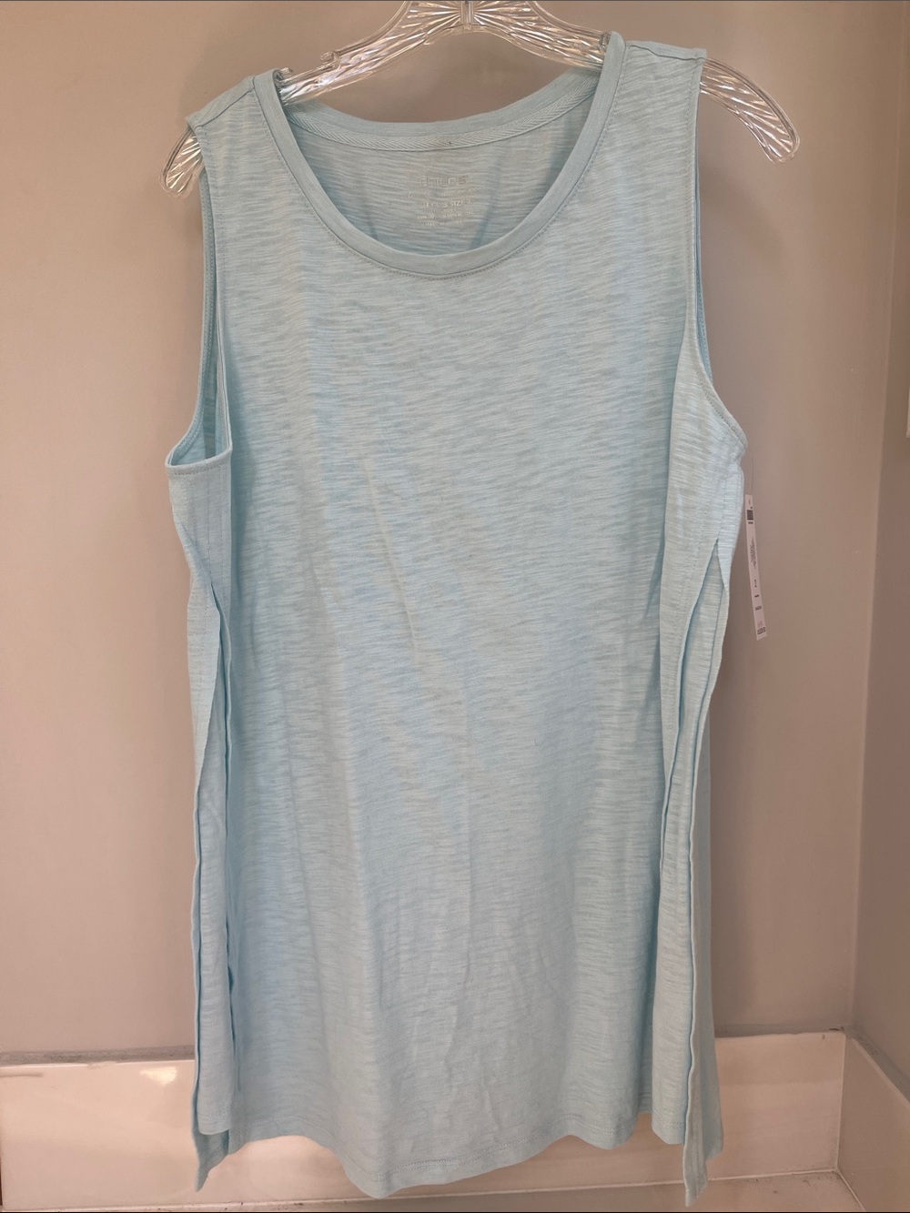 Chico’s Iced Sky Blue Sleeveless Vented Tunic  Scoop-Neck Tank